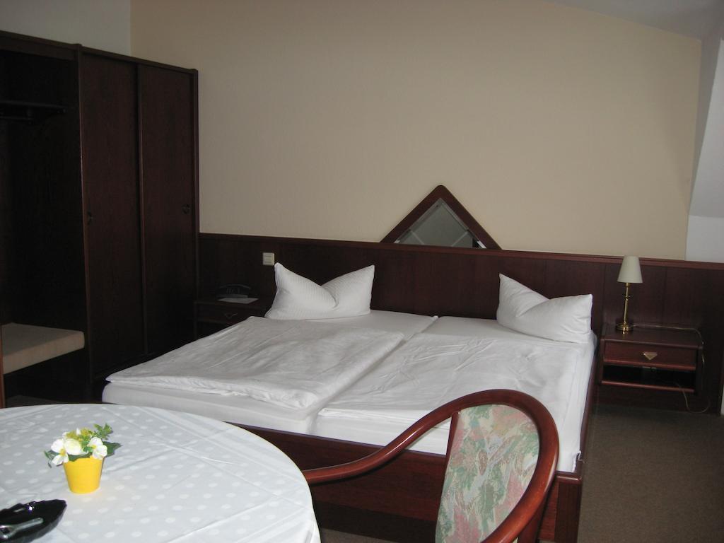 Hotel Siegmar Im Geschaftshaus Chemnitz Habitación foto